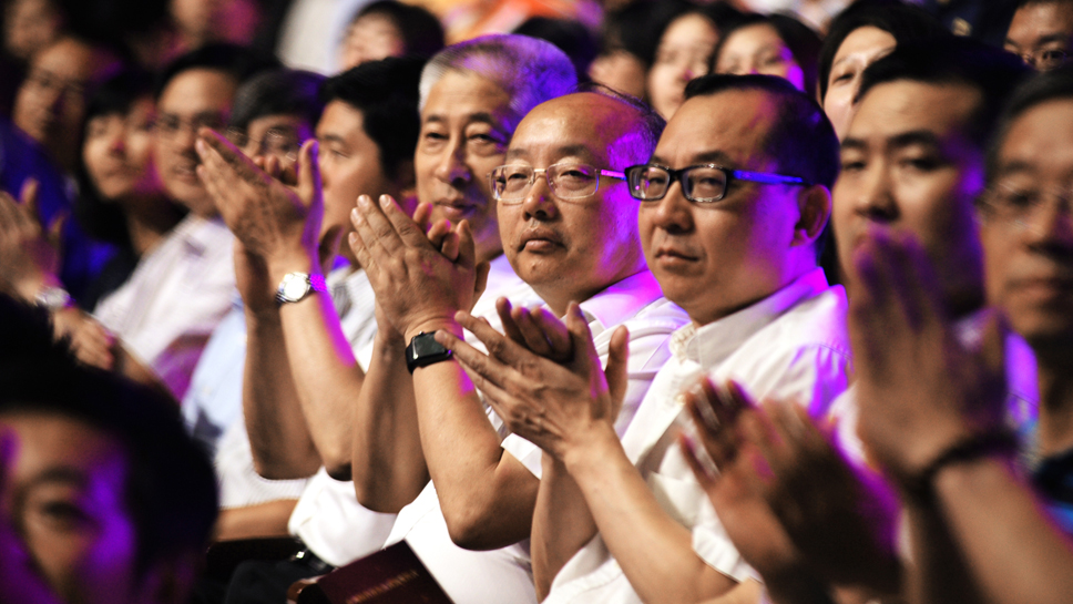 �㽭ʡ���f(xi��)����ϯ���������㽭ʡ�Ƽ��d�d�L(zh��ng)�܇�(gu��)�x���I(l��ng)��(d��o)��ϯ�����C��(ji��ng)�xʽ